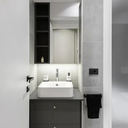 Luxury Apartment Con Free Park Triest Exterior foto